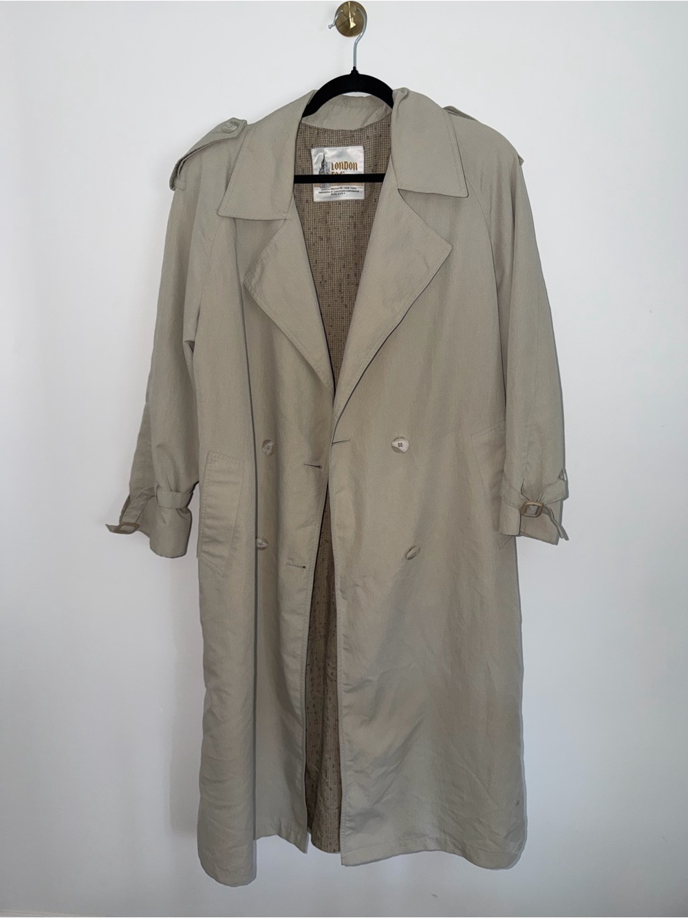 London Fog Women’s M Beige Long Belted Trench Coat Button Closure Vintage